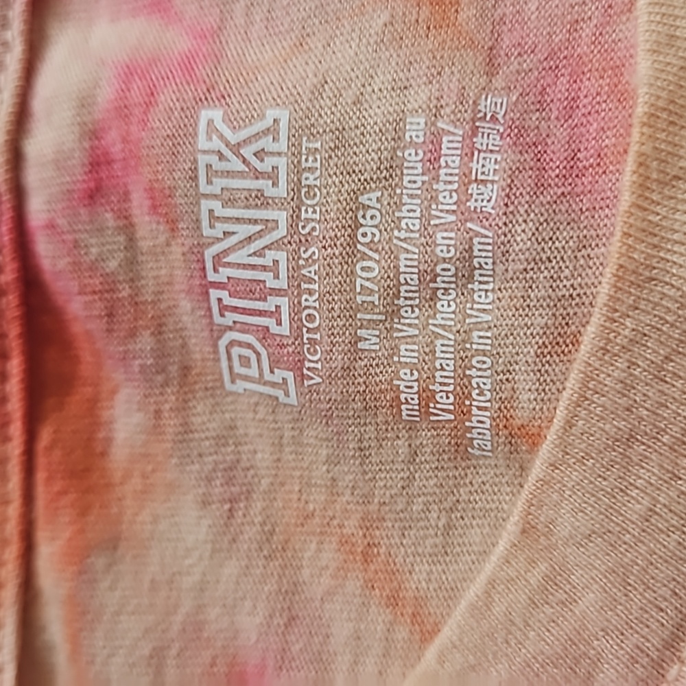 PINK - Picture 2 of 4